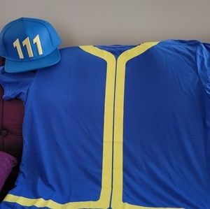 Fall out4 Shirt & Hat combo Xl shirt & snapback